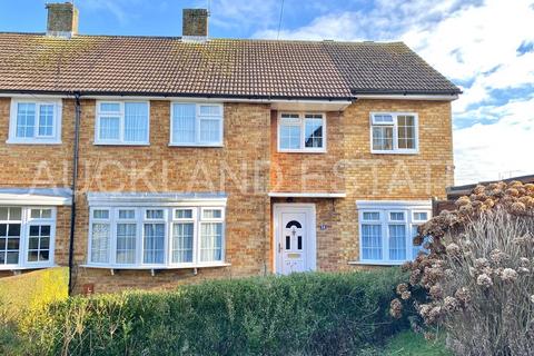 5 bedroom semi-detached house for sale, Kemble Close, Potters Bar EN6