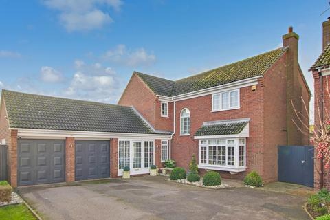 4 bedroom detached house for sale, Bramley Drive, St. Neots PE19