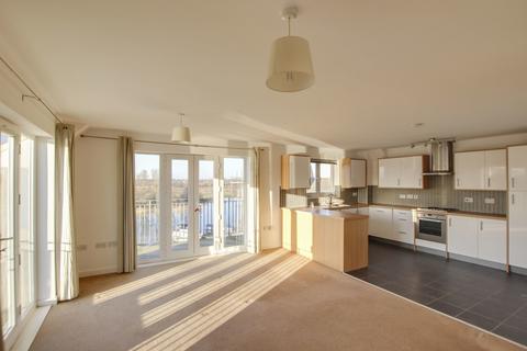 3 bedroom penthouse for sale, Wren Walk, St. Neots PE19