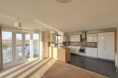 3 bedroom penthouse for sale, Wren Walk, St. Neots PE19