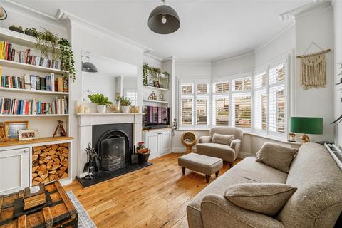 4 bedroom terraced house for sale, Graham Avenue, Northfields