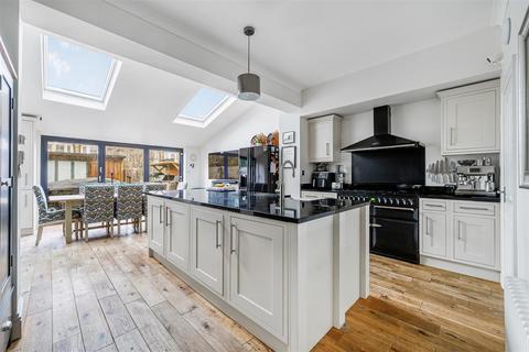 4 bedroom terraced house for sale, Graham Avenue, Northfields