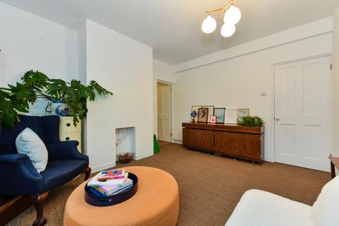 1 bedroom apartment for sale, Dinmont house, London E2