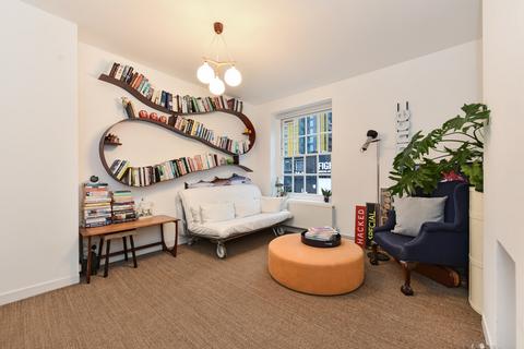 1 bedroom apartment for sale, Dinmont house, London E2