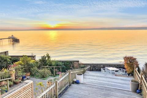 4 bedroom terraced house for sale, Beautiful location on Clevedon’s picturesque coastline