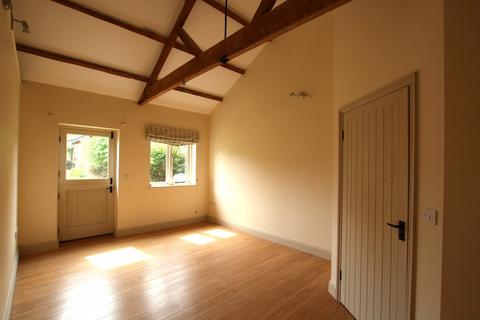 2 bedroom barn conversion to rent, Cheyney Street, Royston SG8