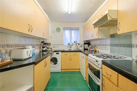 2 bedroom flat for sale, Brent Terrace, Cricklewood, NW2