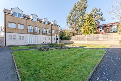 2 bedroom flat for sale, Brent Terrace, Cricklewood, NW2