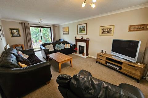 4 bedroom detached house for sale, Hawthorn Drive, Melton Mowbray