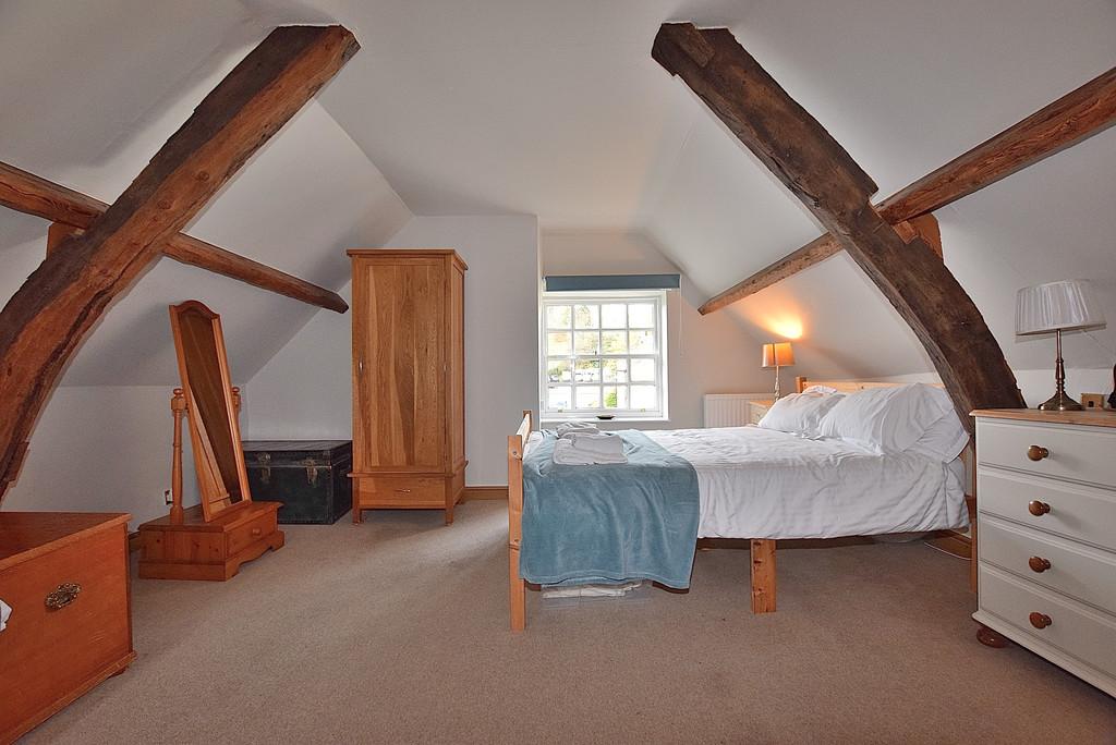 Bedroom 3 alt 1 01