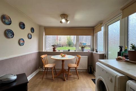 3 bedroom end of terrace house for sale, Newgate Street, Burntwood