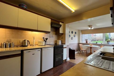 3 bedroom end of terrace house for sale, Newgate Street, Burntwood