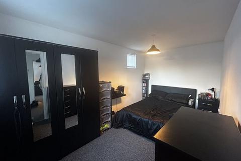 1 bedroom flat to rent, Mill Meadow, Bridgend