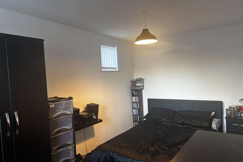 1 bedroom flat to rent, Mill Meadow, Bridgend