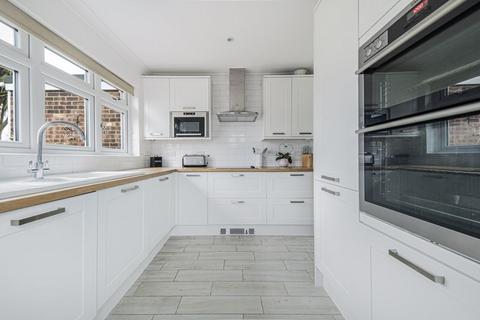 58 Chestnut Grove, Dartford, DA2 7PG