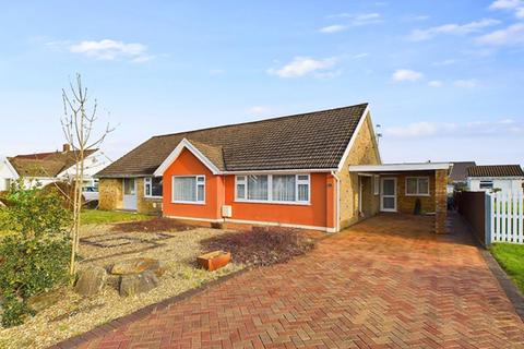 3 bedroom semi-detached bungalow for sale, Ystrad Drive, Johnstown, Carmarthen