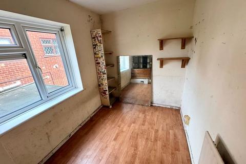 3 bedroom semi-detached house for sale, Curtin Drive, Wednesbury