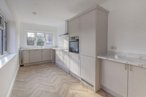 11 Priory Road, Tonbridge, TN9 2AQ