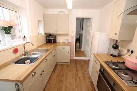 132 Fairmont Road, Grimsby, DN32 8DX