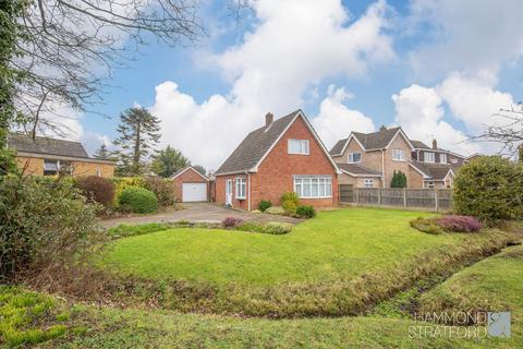 3 bedroom detached house for sale, New Road, Attleborough