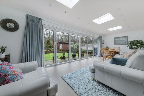 3 bedroom semi-detached bungalow for sale, Norfield Road, Wilmington