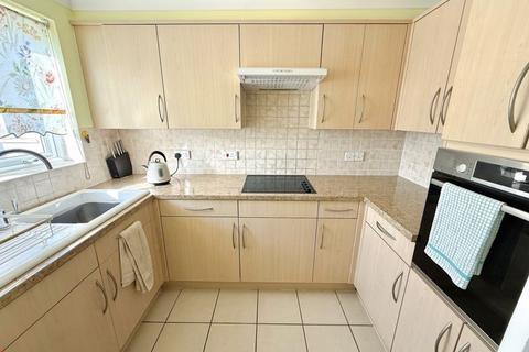 1 bedroom apartment for sale, Leighswood Road, Aldridge, WS9 8AB