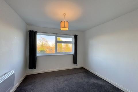 Flat 20, Park Wood Court Walsall Road, Four Oaks, Sutton Coldfield, B74 4QJ