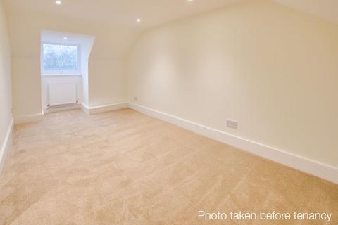 3 bedroom terraced house for sale, High Street, Canterbury CT4