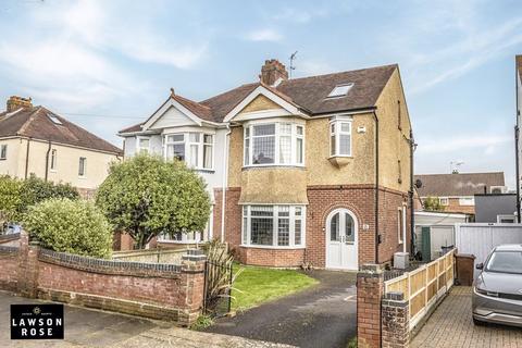 4 bedroom semi-detached house for sale, Carshalton Avenue, Portsmouth