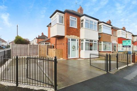 3 bedroom terraced house for sale, Bernadette Avenue, Hull