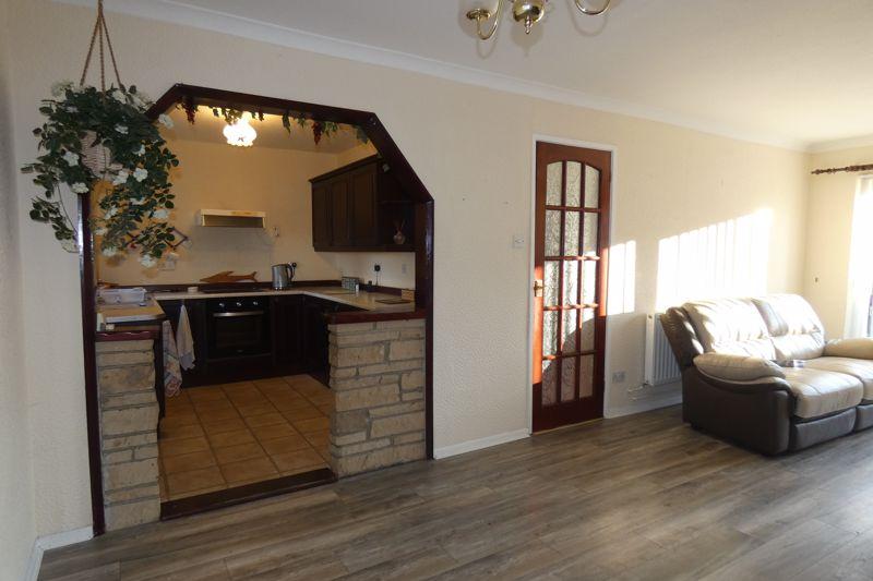 Lounge/Kitchen