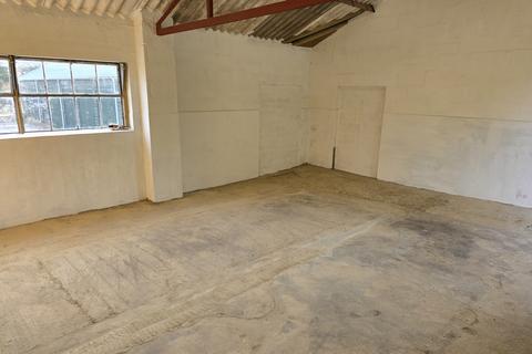 Storage to rent, Between CIRENCESTER and FAIRFORD