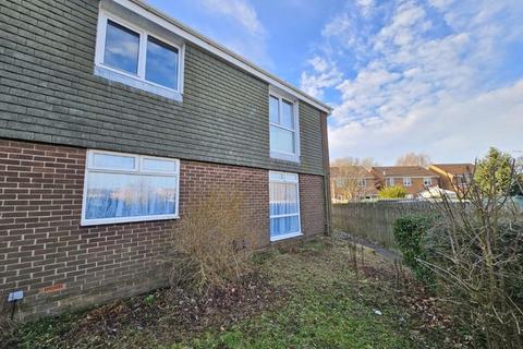 2 bedroom flat for sale, Brookside, Dudley