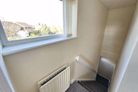 2 bedroom flat for sale, Brookside, Dudley