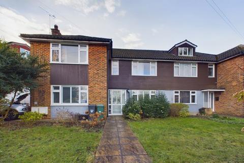 2 bedroom maisonette for sale, Epsom Downs