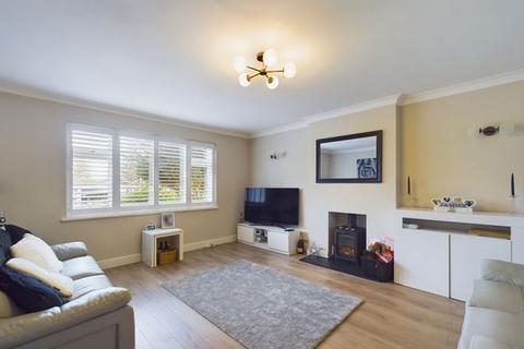 2 bedroom maisonette for sale, Epsom Downs