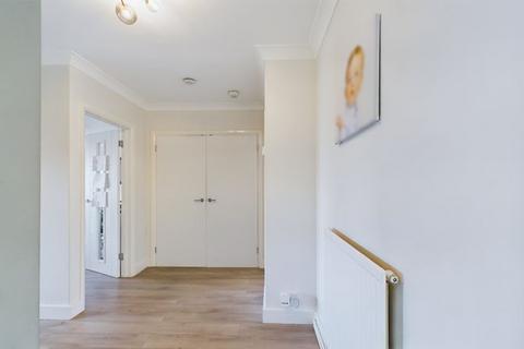 189 Great Tattenhams, Epsom, KT18 5RA