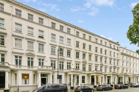 3 bedroom flat for sale, Stanhope Gardens, South Kensington, London