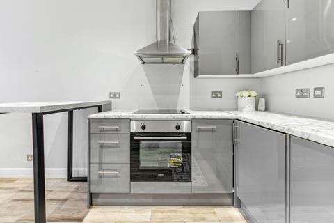 3 bedroom flat for sale, Stanhope Gardens, South Kensington, London