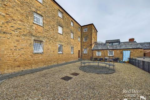 2 bedroom apartment for sale, Sir Gilbert Scott Court, Long Street, Williton