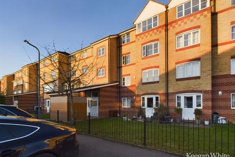 Princes Gate, High Wycombe - Modern apartment