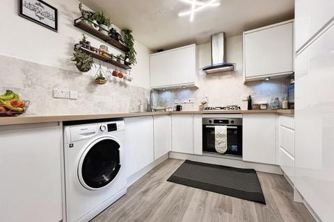 60 Duncombe Road, Bolton, BL3 3FD