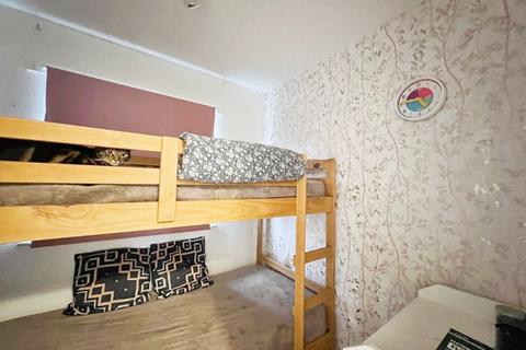 60 Duncombe Road, Bolton, BL3 3FD