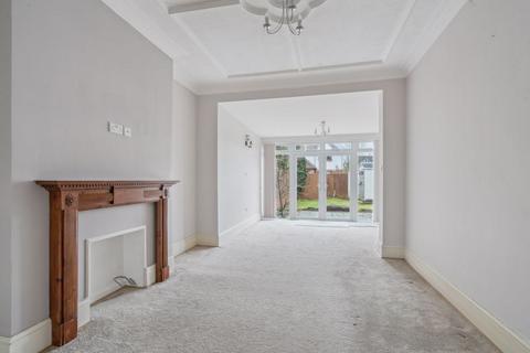 4 bedroom semi-detached house for sale, Southfield Park, Harrow