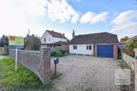 2 bedroom bungalow for sale, Norwich Road, Norwich NR12