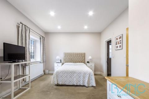 25 Doverfield, Goffs Oak, Waltham Cross, EN7 5EL