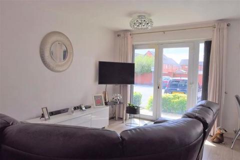 2 bedroom apartment for sale, Waverley Street, Oldham OL1