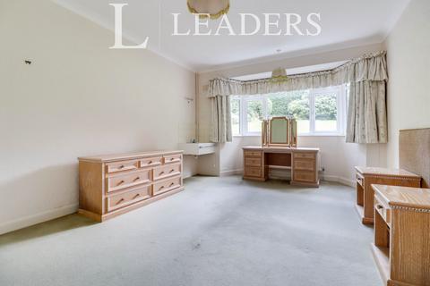 4 bedroom detached house to rent, Maplewell Road, Woodhouse Eaves, LE12