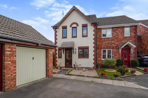 3 bedroom semi-detached house to rent, Southey Close, St Andrews Ridge, Swindon