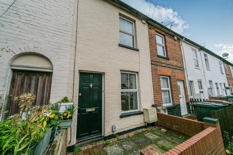 2 bedroom terraced house to rent, Montague Street, Reading